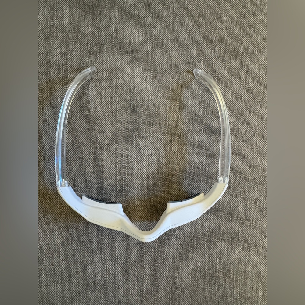 Botanique Paris Revitalize Under-Eyes Red Light Therapy EMS Microcurrent - Picture 7 of 11